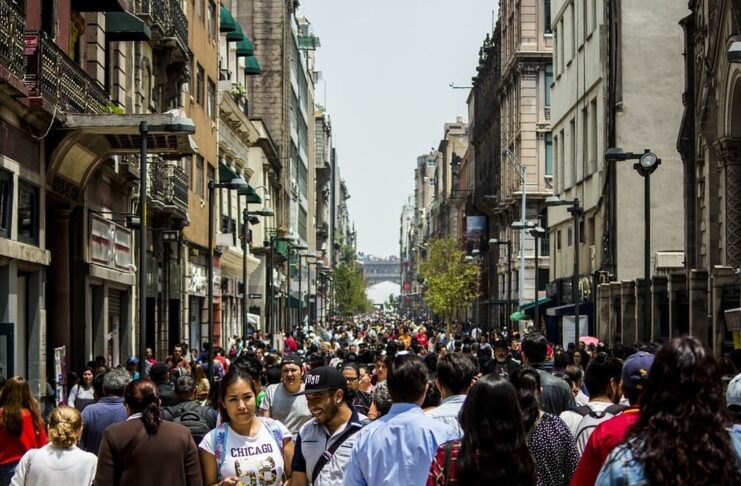 Empleo en México alcanza máximo histórico en octubre