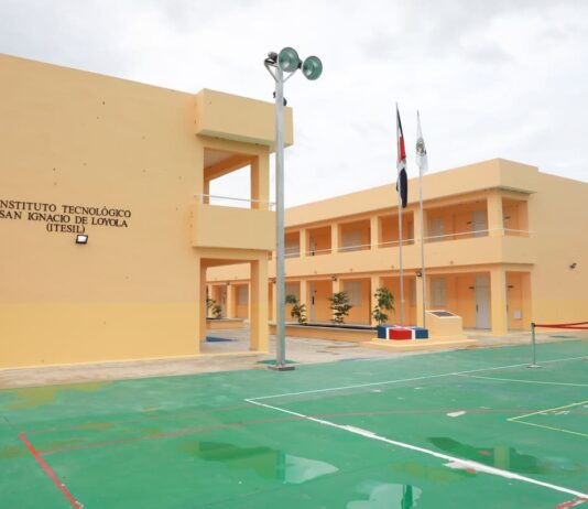 Inaugurado nuevo Instituto Tecnológico San Ignacio Loyola, en Dajabón, República Dominicana